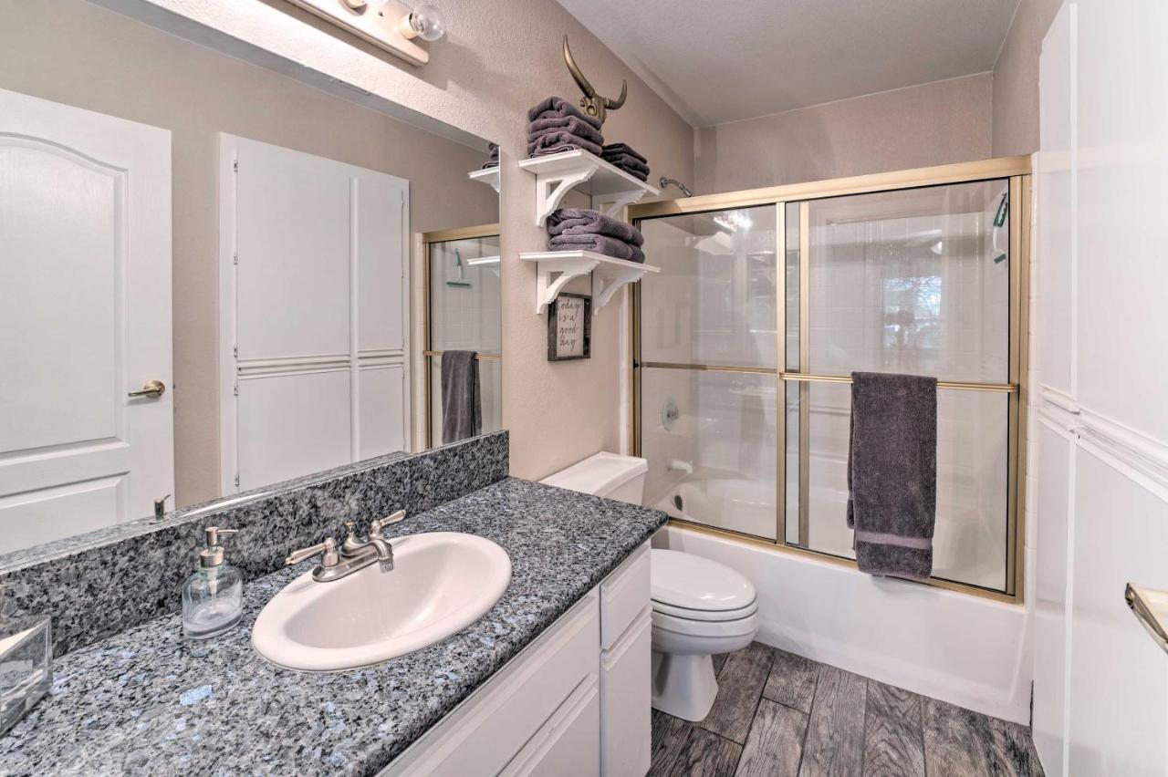 Lake Havasu Condo With Pool Access 1 Block To Beach Lake Havasu City Exteriér fotografie